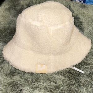Cozy Cream Bucket Hat